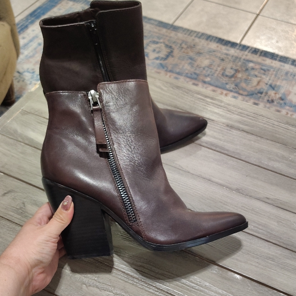New Naturalizer Freya Leather Booties In Dark Brown Size Woman's 10 - Picture 4 of 14